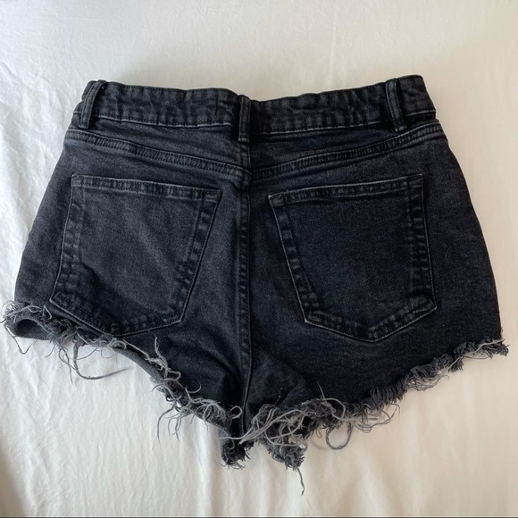 Zara high waisted shorts - Picture 3 of 4
